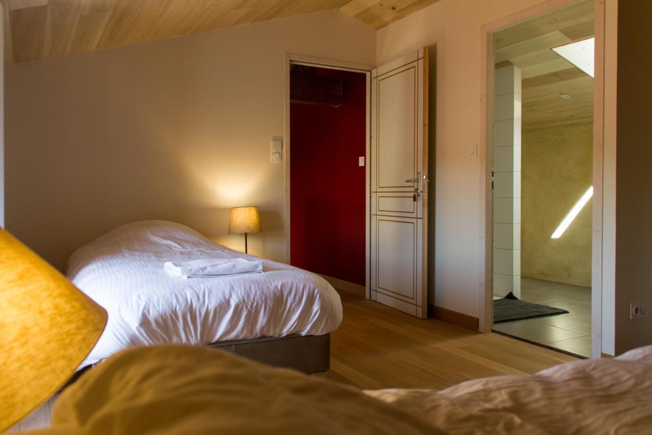 Le Puy Carmin - Chambre d'hôtes avec jacuzzi Bazoges-en-Paillers Extérieur photo