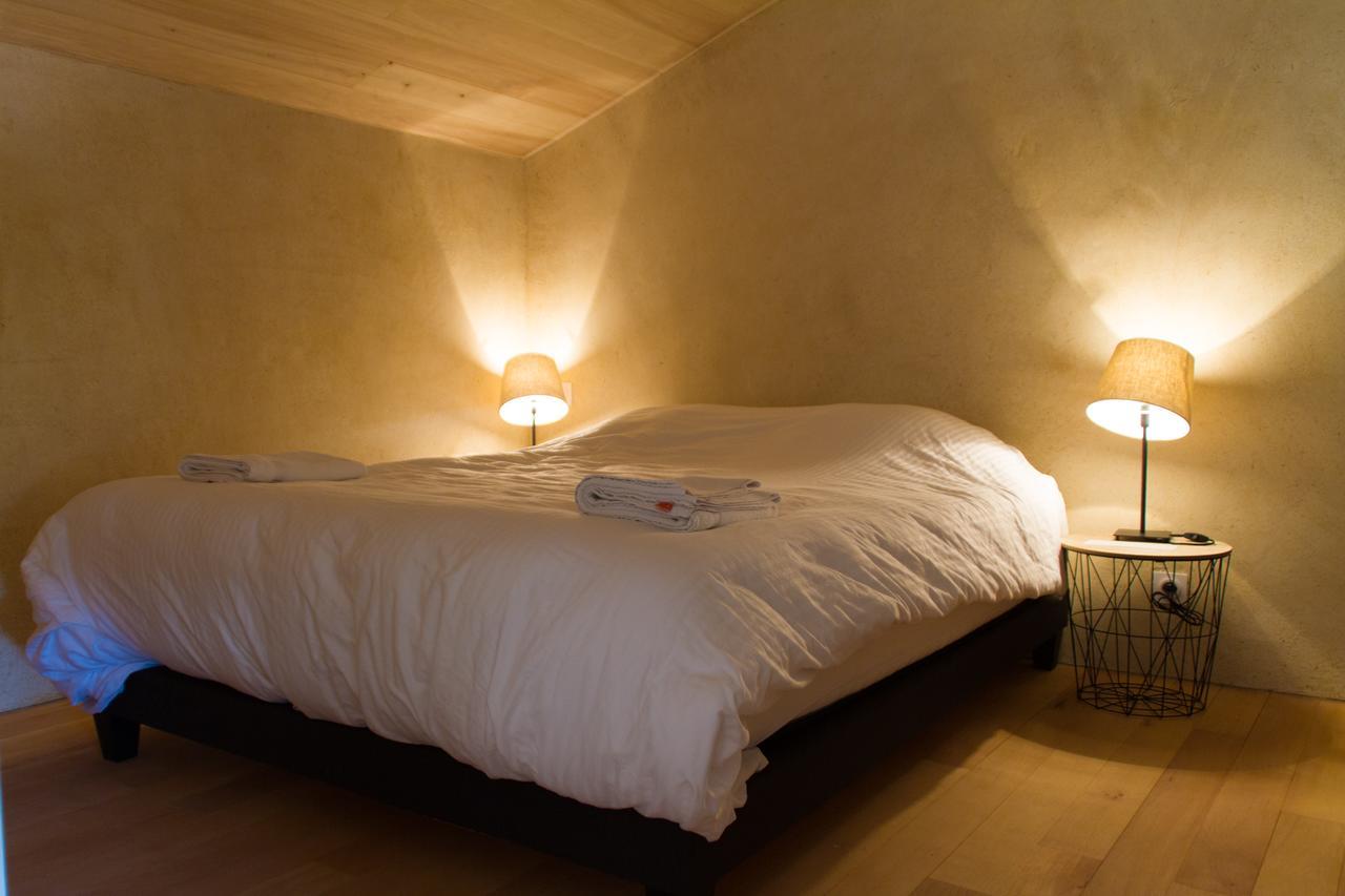 Le Puy Carmin - Chambre d'hôtes avec jacuzzi Bazoges-en-Paillers Chambre photo