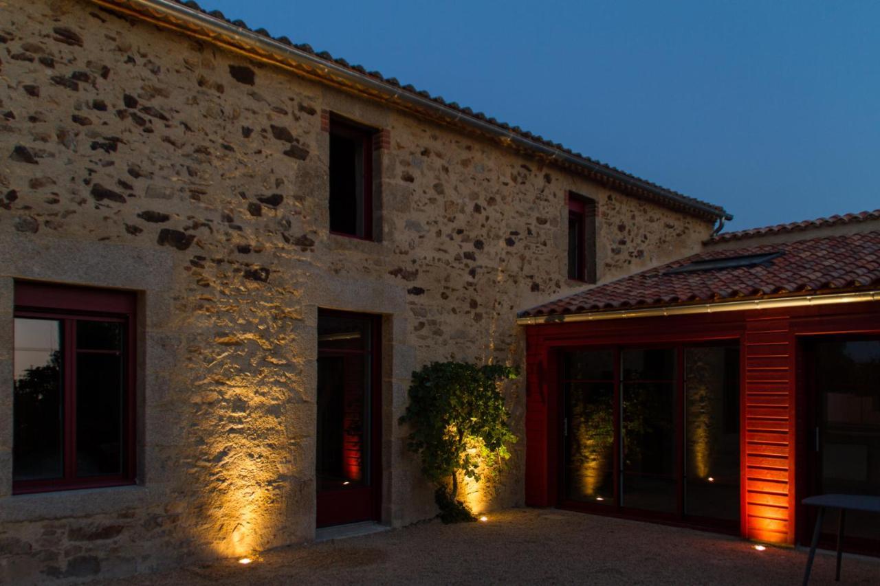 Le Puy Carmin - Chambre d'hôtes avec jacuzzi Bazoges-en-Paillers Extérieur photo